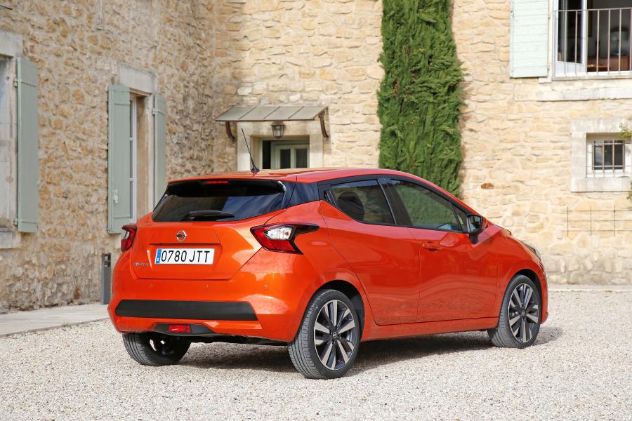  Nissan Micra 2017 года  (фото 3 из 30)